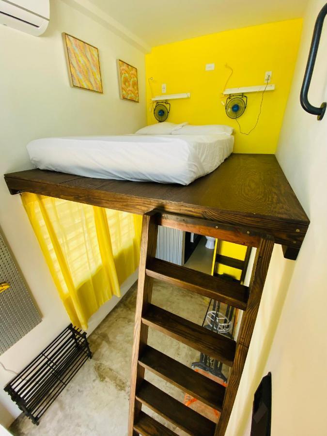 Crash Pad Adventure Hostel Hopkins Buitenkant foto