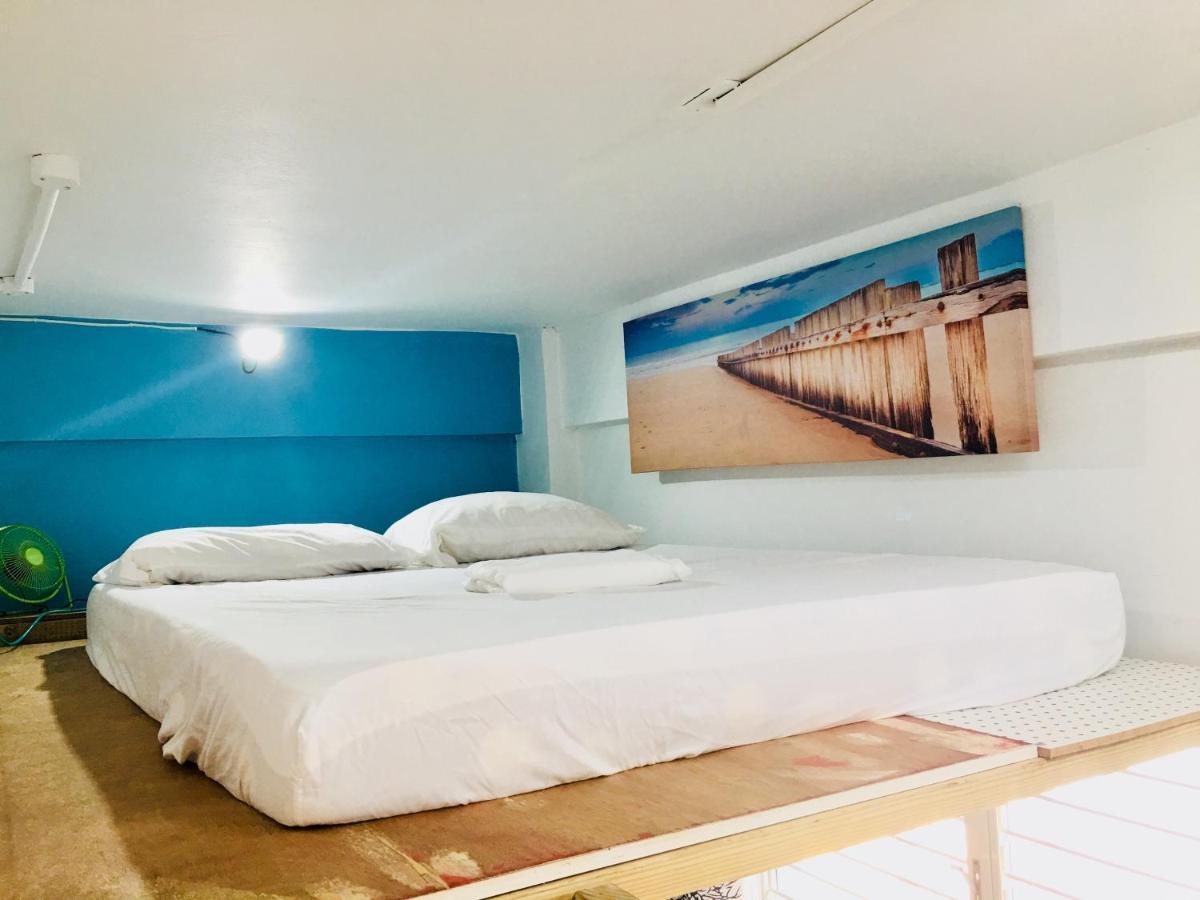 Crash Pad Adventure Hostel Hopkins Buitenkant foto